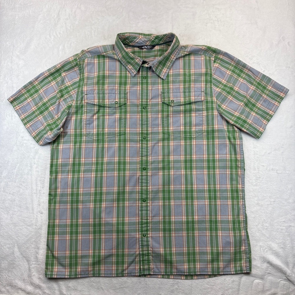 The North Face Mens XL Green Plaid Short Sleeve Button Up Hiking Shirt